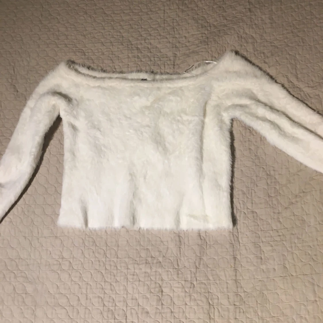 Kort vit tröja 