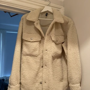 Teddy jacka/tröka - Vit/beige Teddy jacka/tröja H&M oversize modell