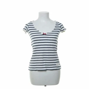 Odd molly topp - Köpt på sellpy 