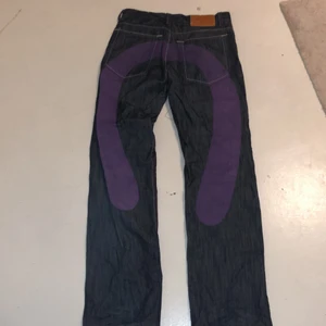 Evisu - Evisu jeans storlek 31 i nyskick och inga skador BUDA