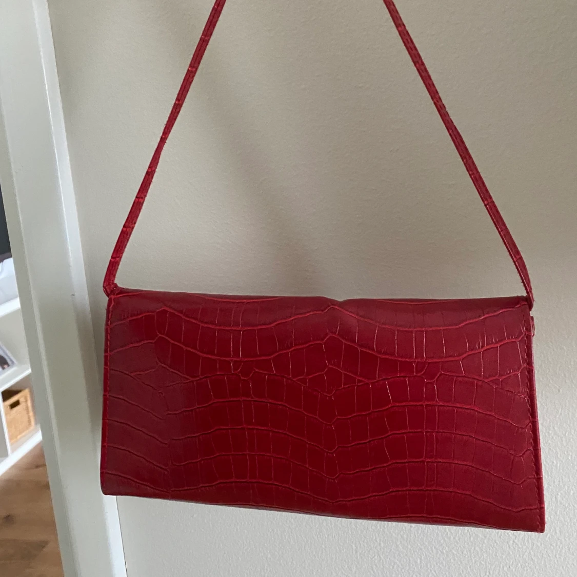 Röd handväska - 90