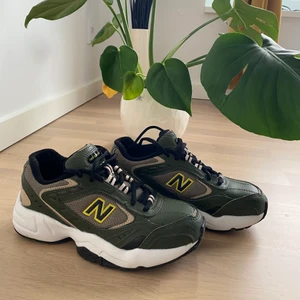 Sneakers - Brugt få gange.