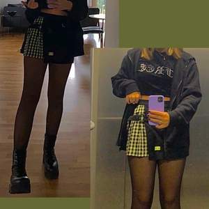 snygga skorts (kjol+shorts) från bershka(Är du intresserad? Ett snabbt köp uppskattas då jag efter ett tag donerar kläderna till secondhandbutiker)