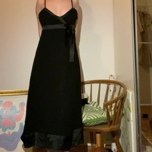 Klänning - Supergullig klänning från twist & tango! Passar någon i storlek XS-S med A/C-kupa!