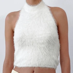 ZARATOPP - slutsåld zaratopp i stl m! vid frågor - dm💘 helt ny och oanvänd!!