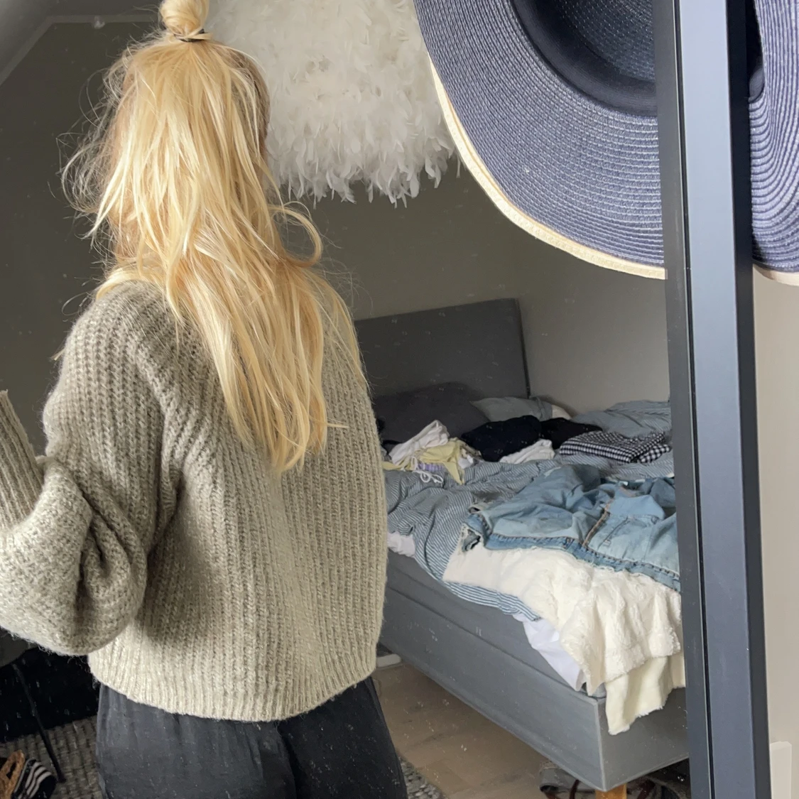 Stickad ljusgrön tröja - 91