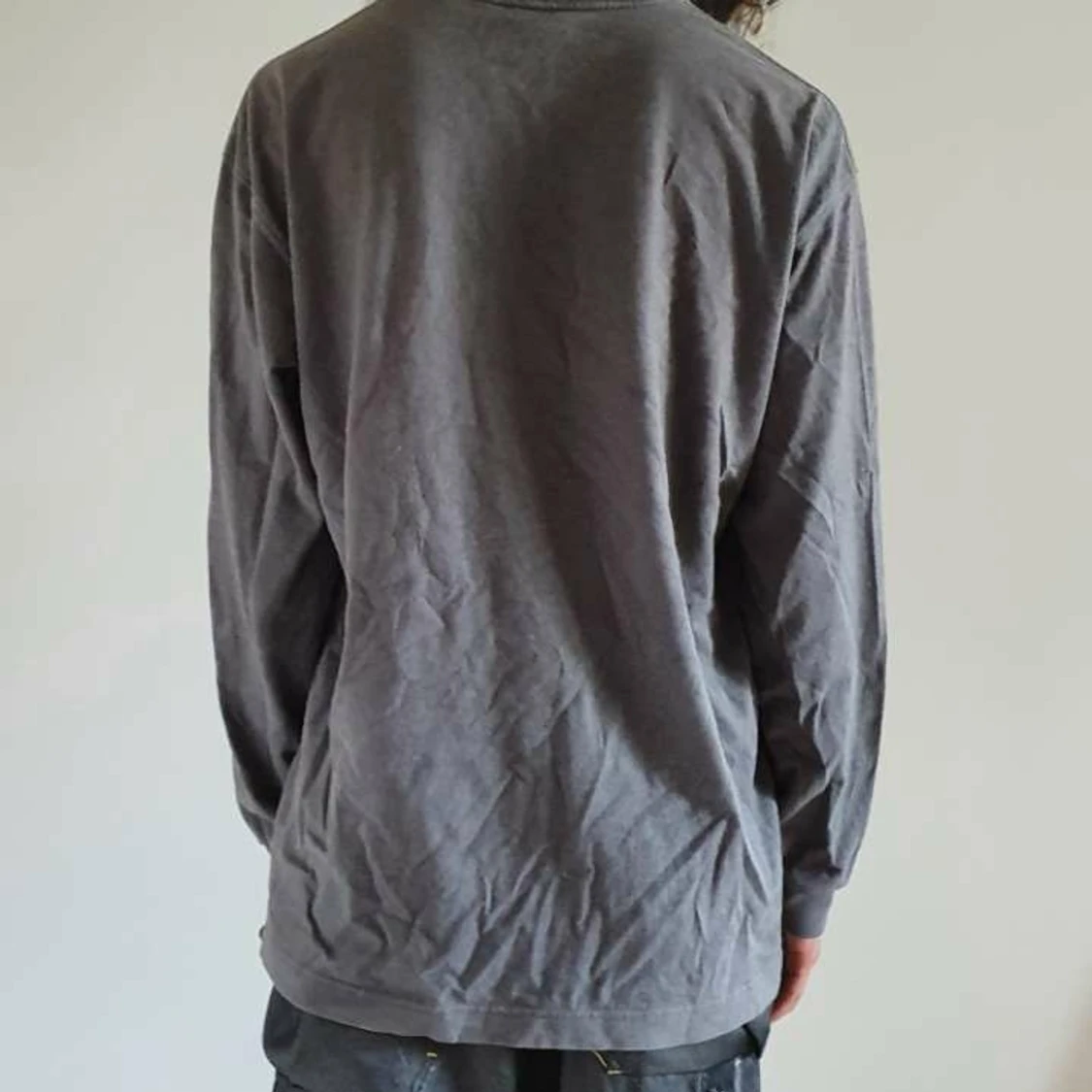 Grå långärmad Uniqlo tröja - 90