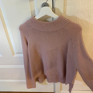 Stickad tröja XS - Fin