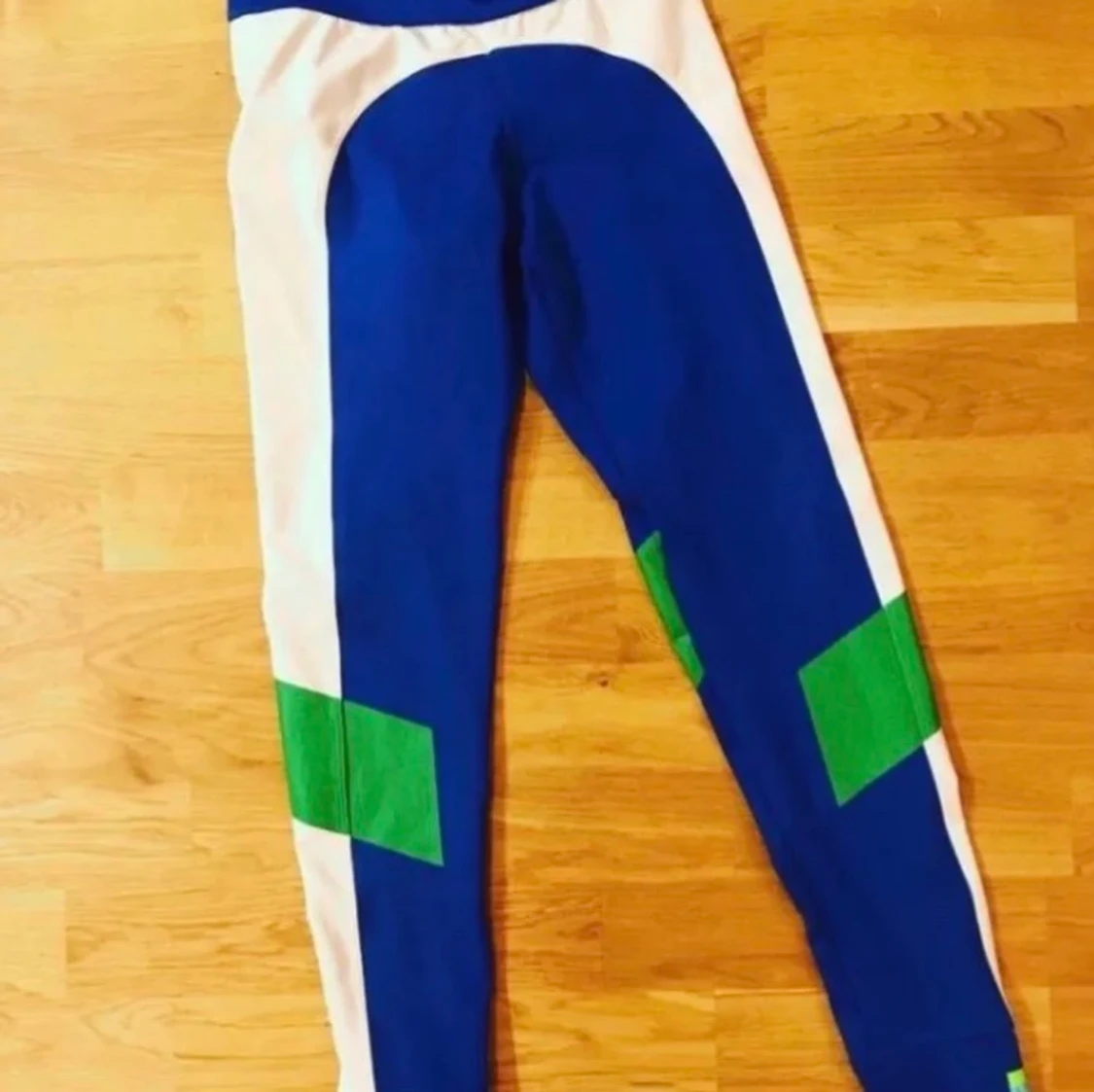 Adidas Stellasport by Stella McCartney  - 2