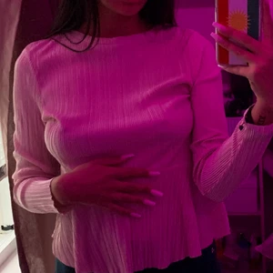 Fintröja - M men passar oxå L! Aldrig använt