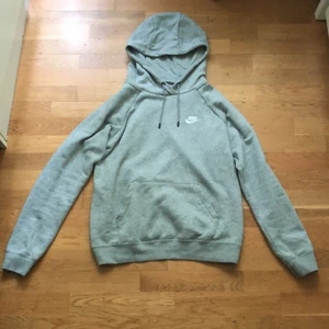 Nike hoodie  - Grå nike hoodie, oanvänd 