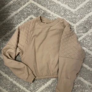 Sweatshirt från Gina, ny - Strl S från Gina tricot 