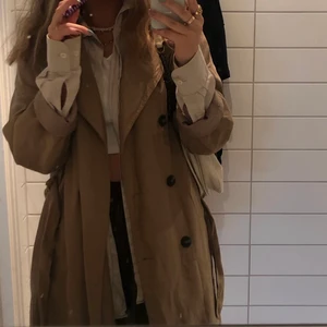 Höstkappa - Helt felfri, frakt tillkommer ❤️