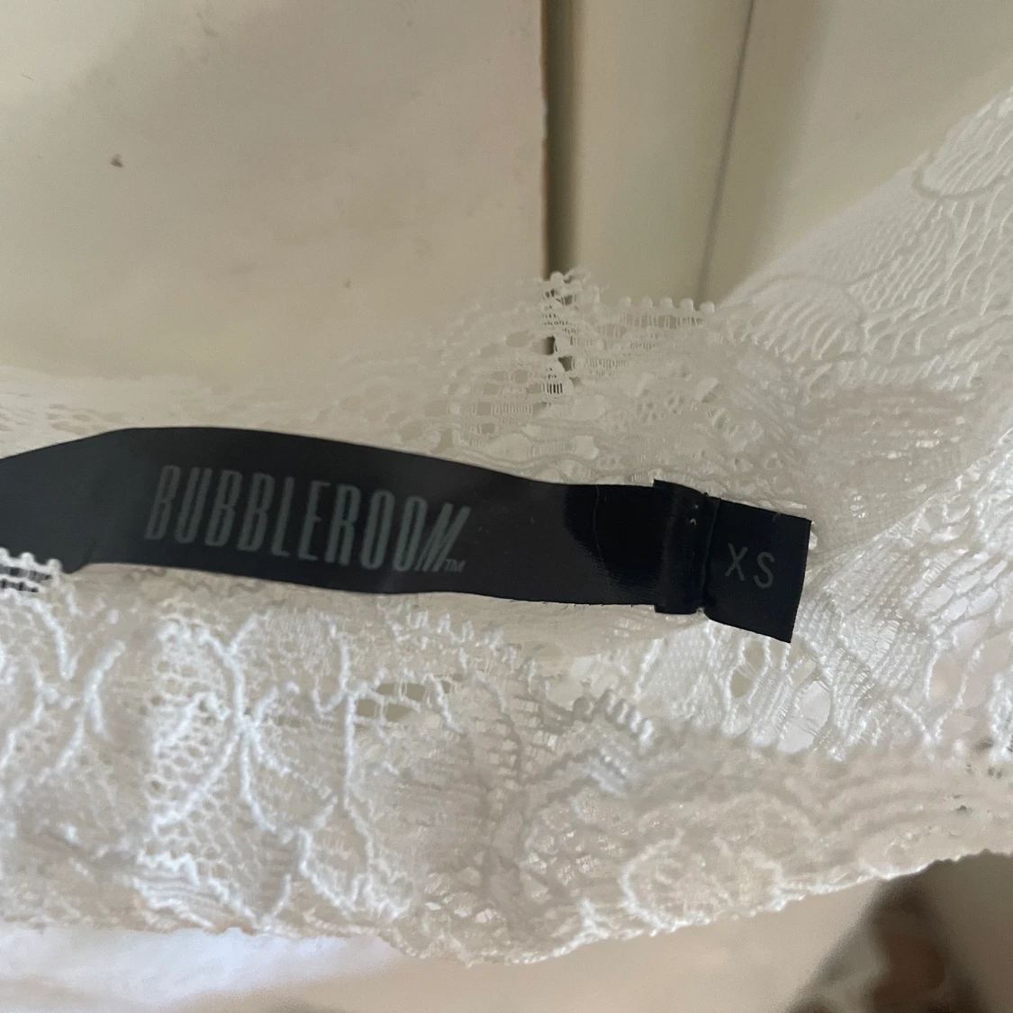 Vit spets klänning  - 90