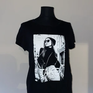 T-shirt med tryck - Använd fåtal gånger 