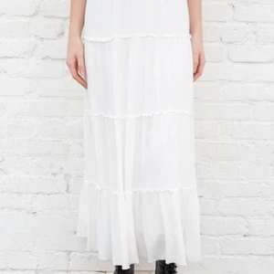 Izzy skirt - Helt ny och oanvänd kjol från brandy Melville , lappen är kvar. 