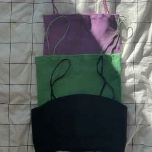 Zara linne  - 3 linnen från Zara! Alla är i storlek M men skulle säga att de passar S-M. 50 kr styck eller alla 3 för 110 kr + frakt!<3