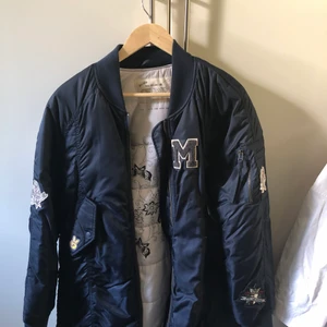 Odd Molly jacka stl 3/ large - Jättefin jacka som jag använt några få ggr , så den är i nyskick 