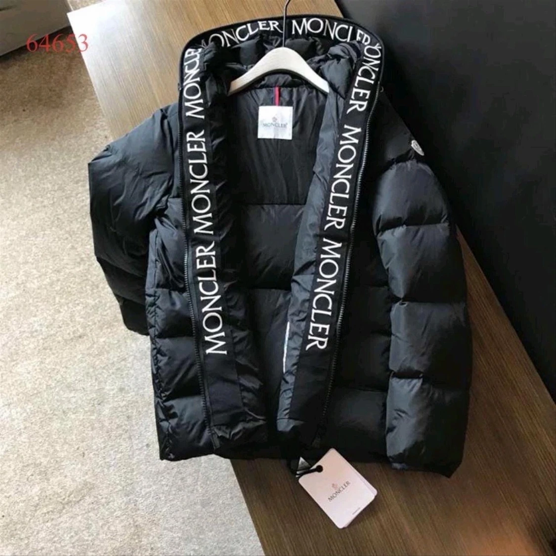 Moncler Montcla Jacka  - 90
