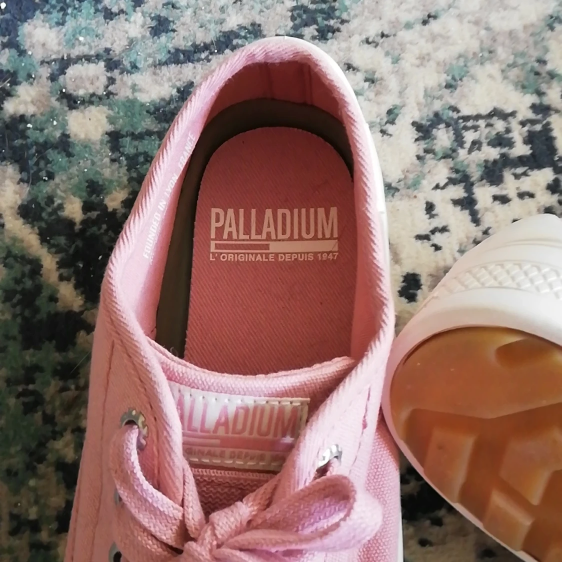Palladium platform sneakers strl. 39 - 90