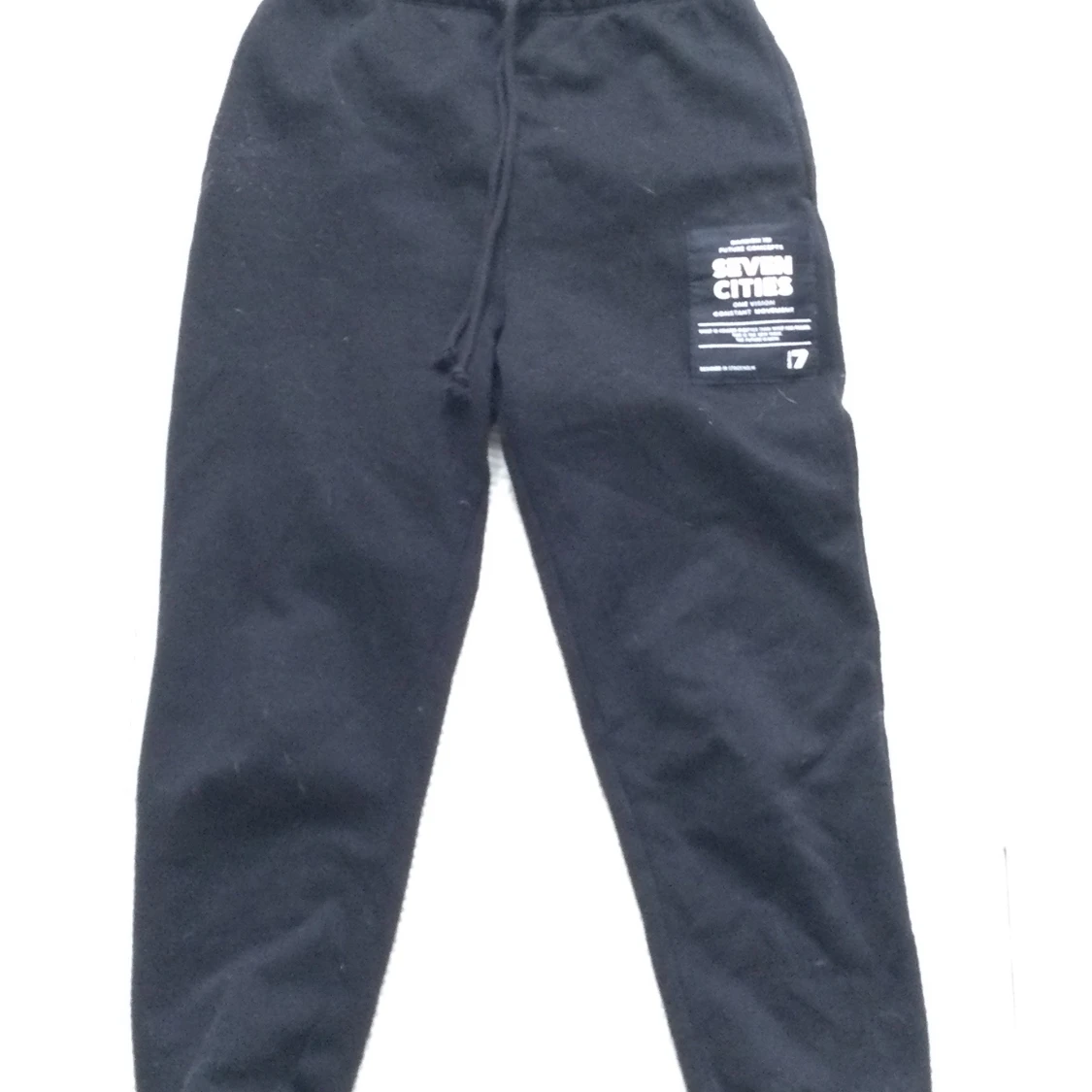 Ett par h&m mjukisbyxor i stl S