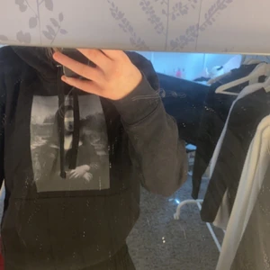 The cool elephant huddie  - Använd fåtals gånger pris kan diskuteras storlek xs 