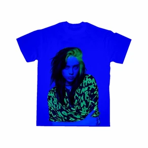 Billie Eilish merch  - Billie eilish blue photo tee, köpt online💙 endast testad en gång men💙 fri frakt