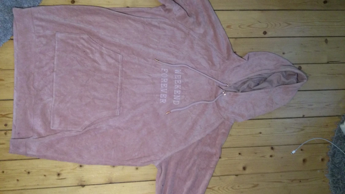 En hoodie i stl S - 90