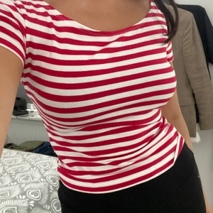 Randig tröja från &other stories - Superfin topp från &other stories i toppen skick! ❤️