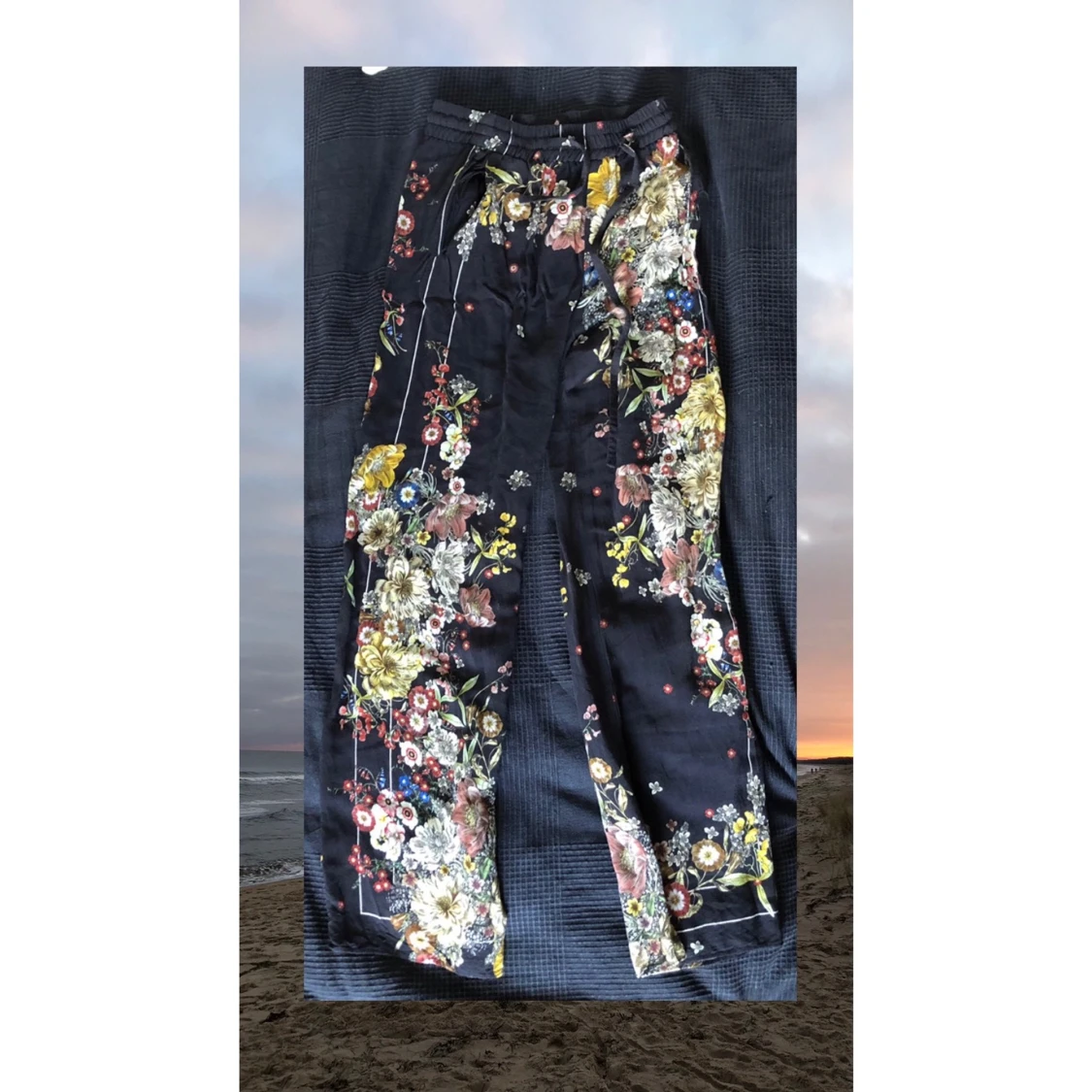 Sommarbyxor med blommor - 90