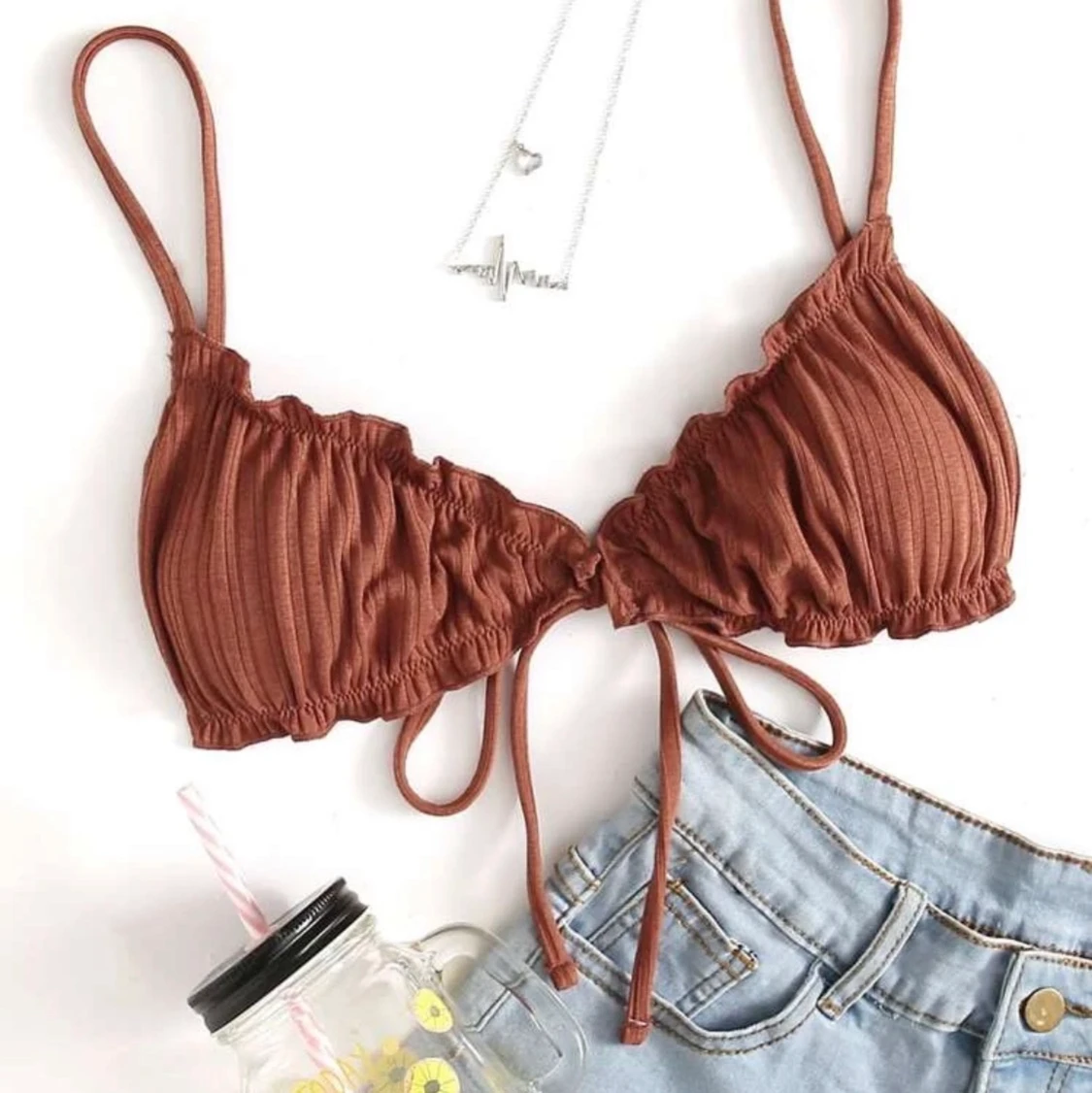 Säljer setet för 128 kr från shein