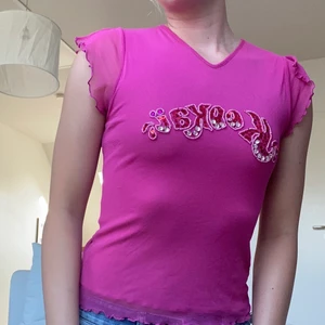 T-shirt - Köpt secondhand💖