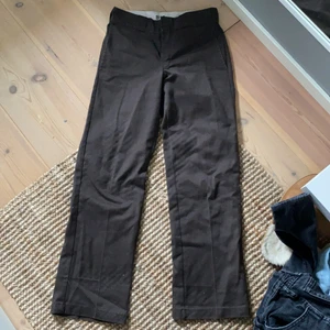 Bruna Dickies - Bruna work pants från märket dickies:)