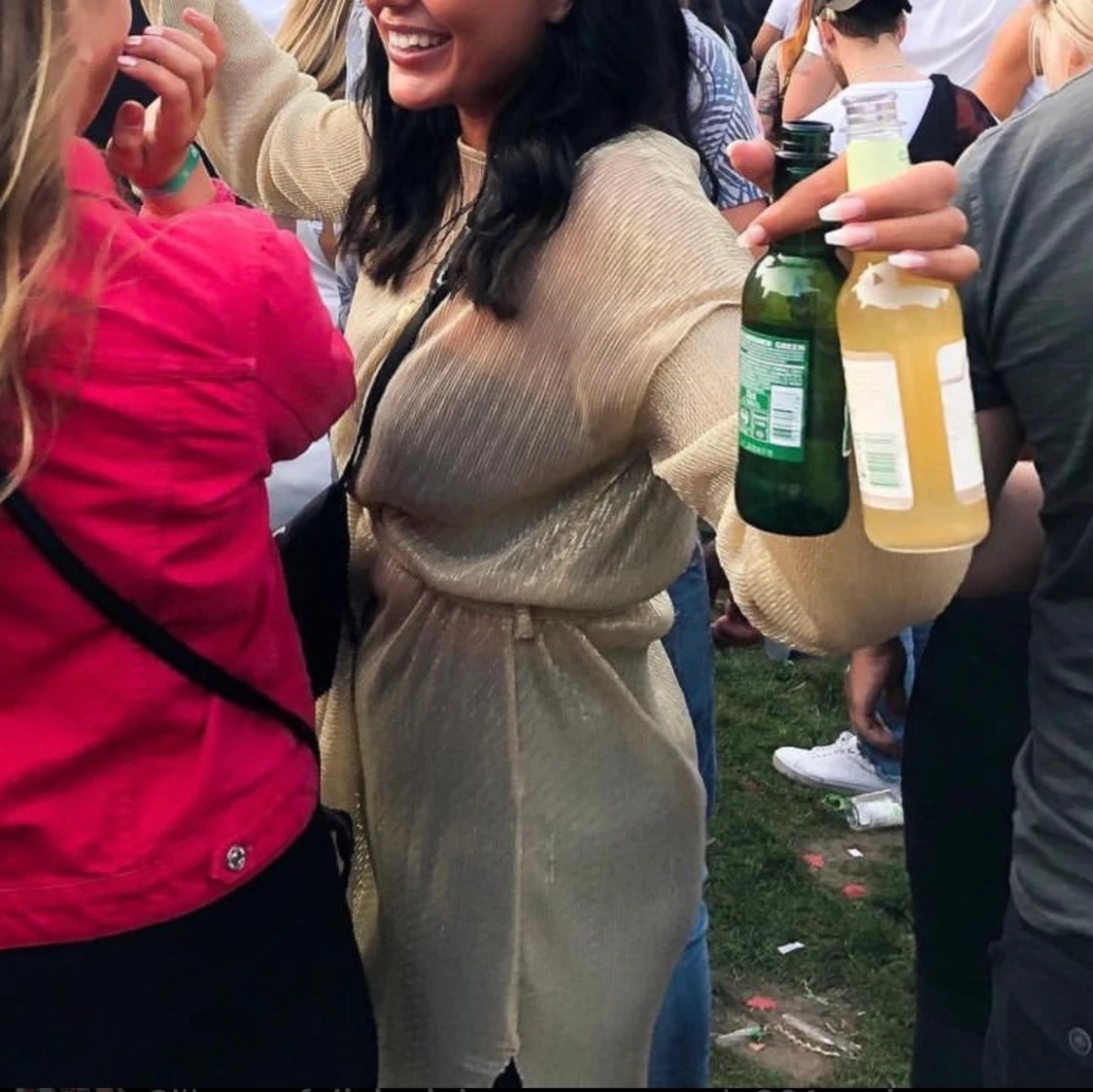 Guldig klänning 👼🏾