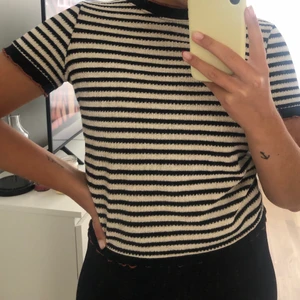 Supersöt zara top - Stickad zara top i storlek S! Superfint skick och i princip aldrig använd