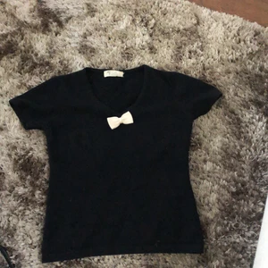 Kashmir T-shirt Lotti P - 100% Kashmir T-shirt från Lotti P