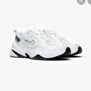 Nike tekno - Intressekoll på mina nike tekno. 23,5cm. Lånad bild, skickar vid intresse