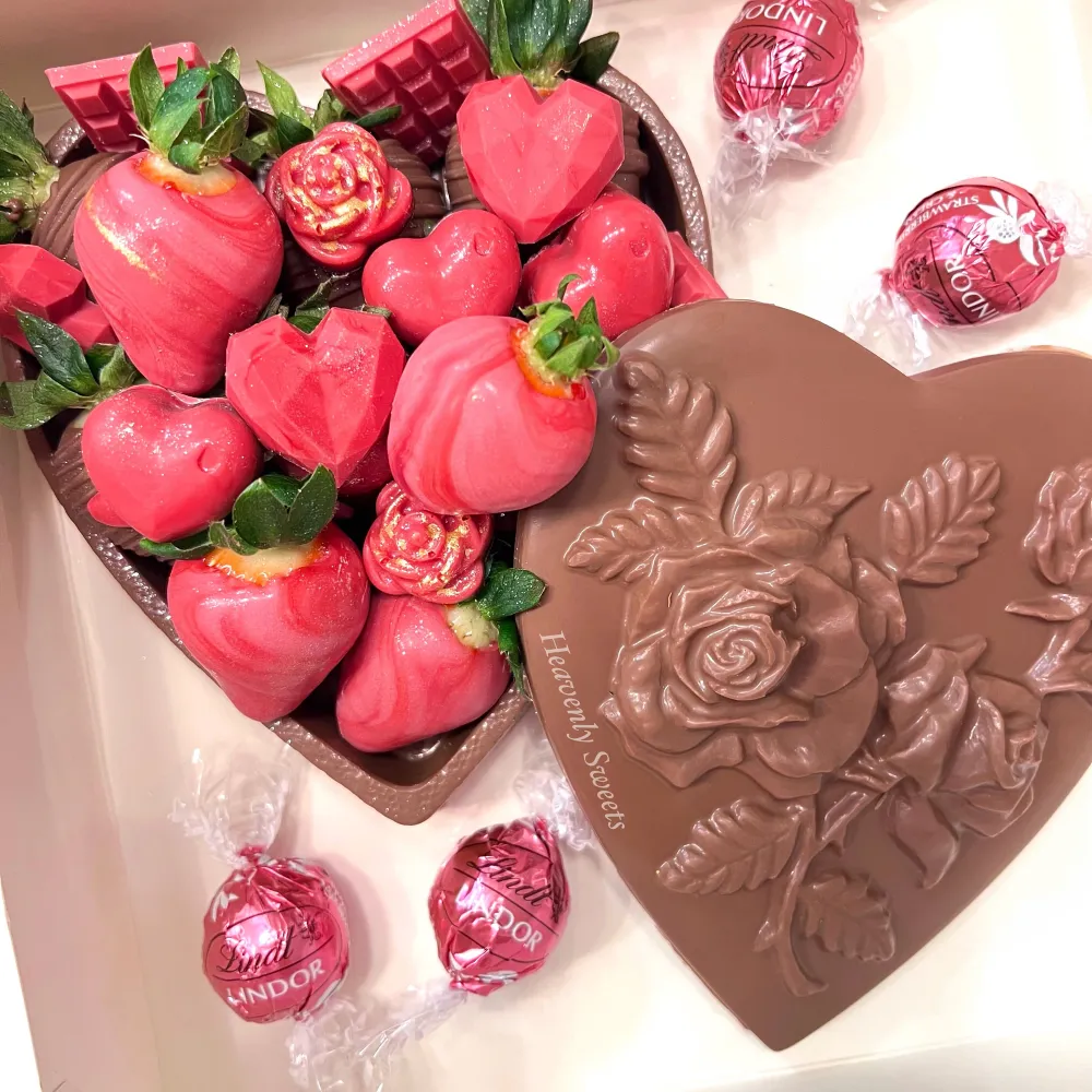 Choklad box   Heavenly sweets Malmö erbjuder chocolate covered treats  Beställ redan idag 💖 skicka ett PM om du vill veta mer   Beställningar görs via DM 💌 Instagram/Facebook Finns i📍 𝐌𝐚𝐥𝐦ö  Länk 👇🏻 https://bio.site/89WQAt. Övrigt.