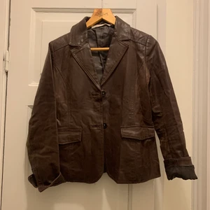 Skinnkavaj  - Snygg vintage skinnkavaj. Äkta läder