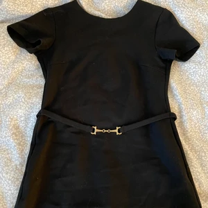 Jätte söt klänning  - Använd 1 gång. Jätte söt klänning från Ida Sjöstedt. Orginal pris 1 879kr 