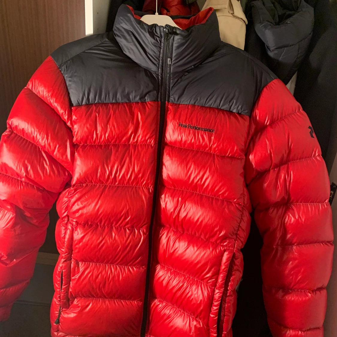 Peak perfomce jacka, storlek M