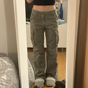 Cargo pants🧗‍♀️ - Passar nog ingen längre än 160. Dessa är fodrade!