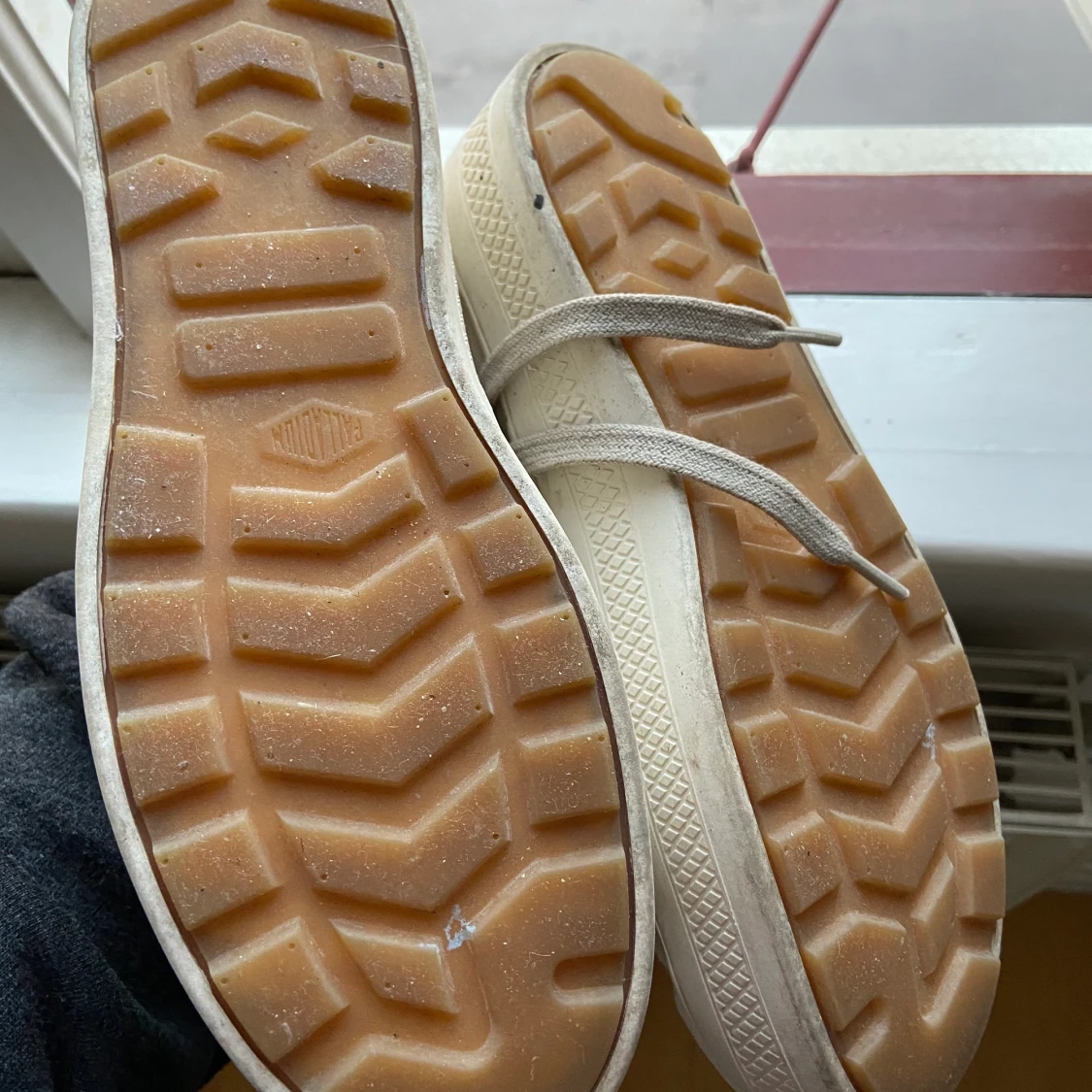 Palladium skor  - 91