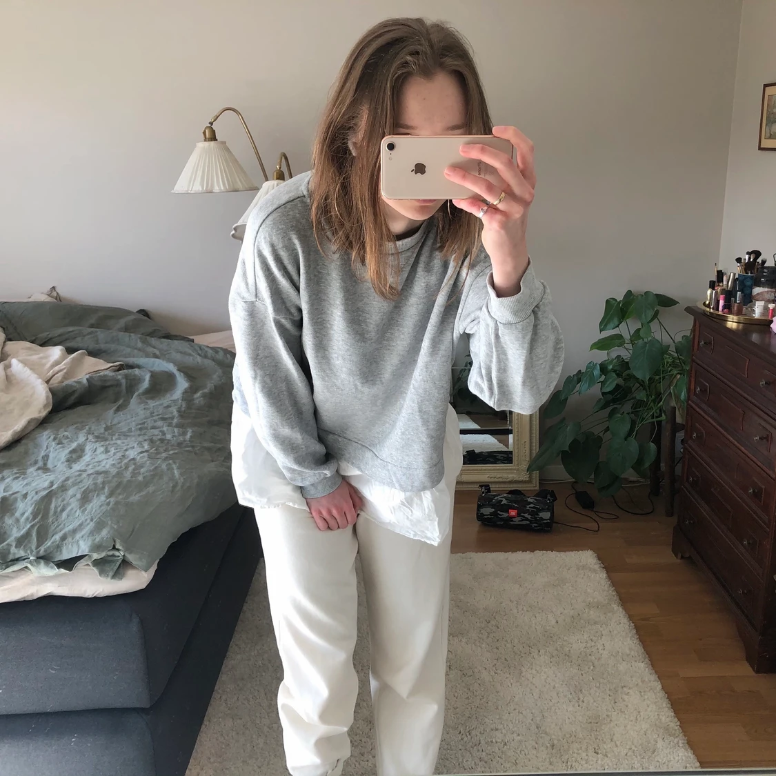 Grå/vit tröja S - 90