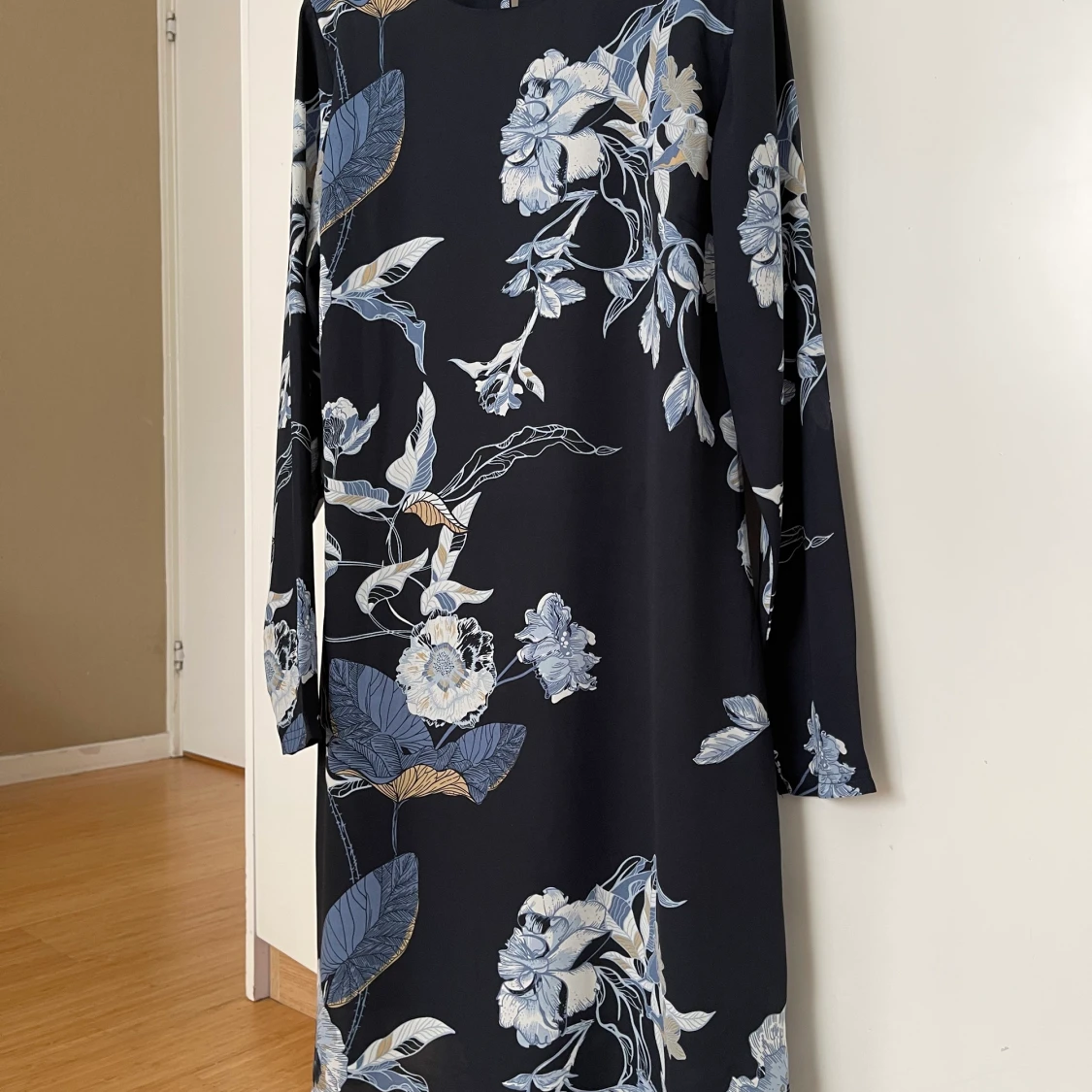 Klänning, blommig  - 91