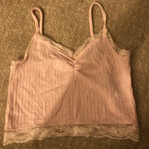 Newyorker  - En rosa linne från newyorker. 