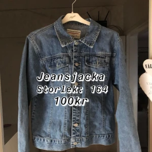 Jeansjacka  - En helt ny herrjeansjacka i storlek 164. 