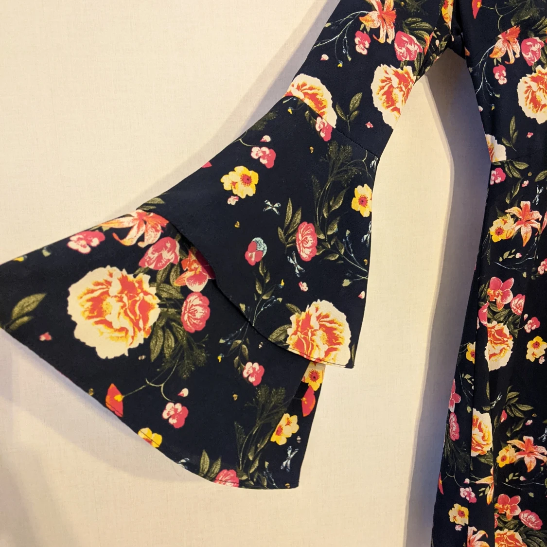 Kort blommig Klänning från Primark - 90