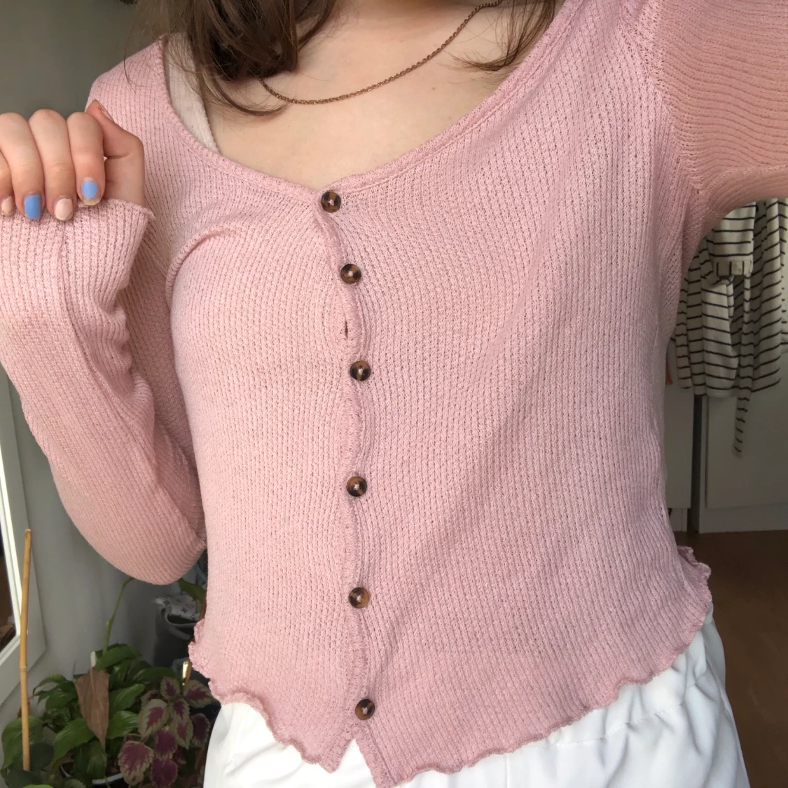 Ljusrosa tröja med knappar! - 91