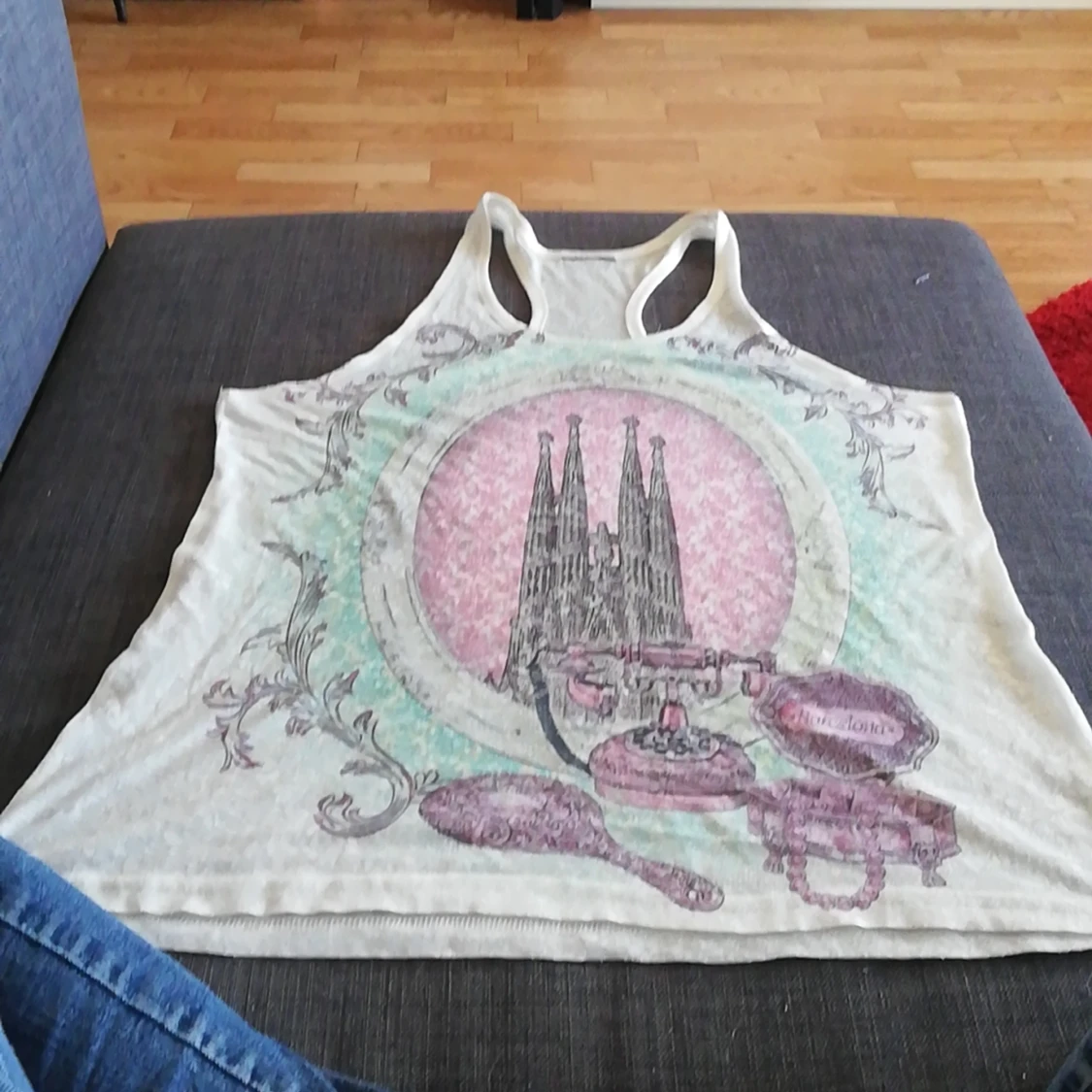 Två fina tröjor från Spanien  - 90